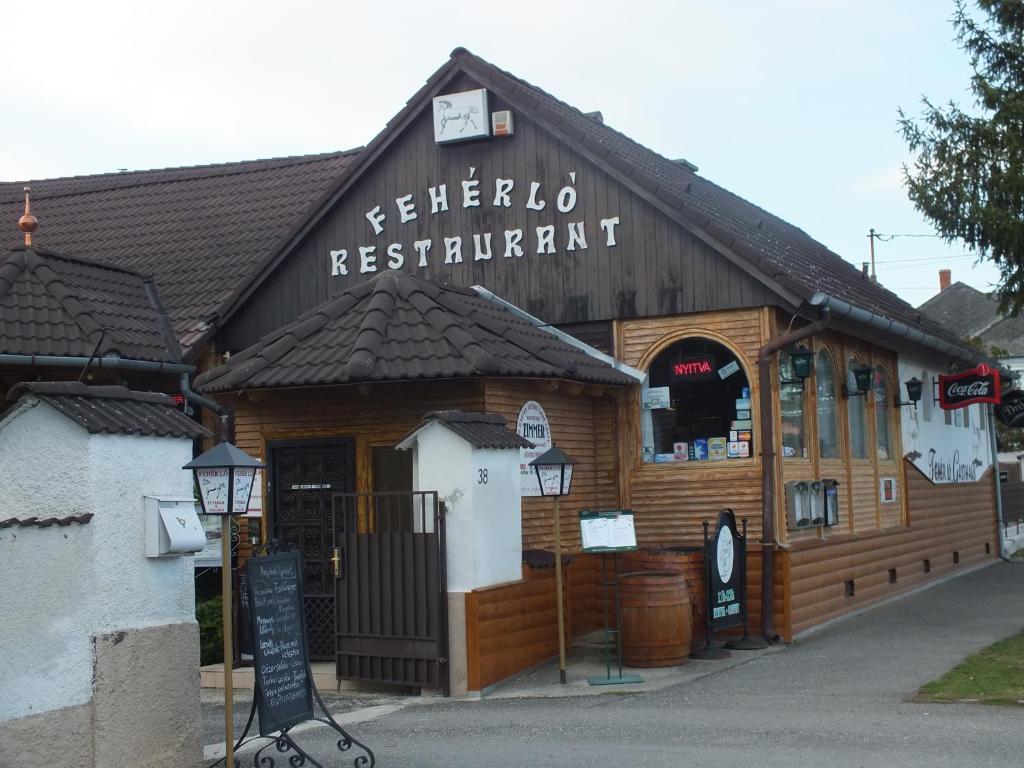 Feherlo Vendeghaz & Restaurant Bük Eksteriør bilde